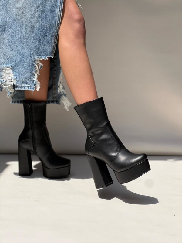 STYLE - ELENA -